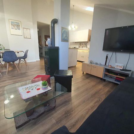 Apartment D Free Parking & Wifi, Walking Distance To Centrum Zara Esterno foto