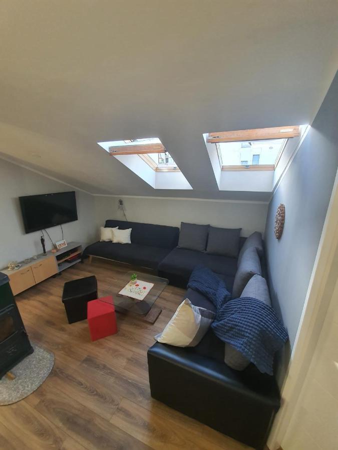 Apartment D Free Parking & Wifi, Walking Distance To Centrum Zara Esterno foto