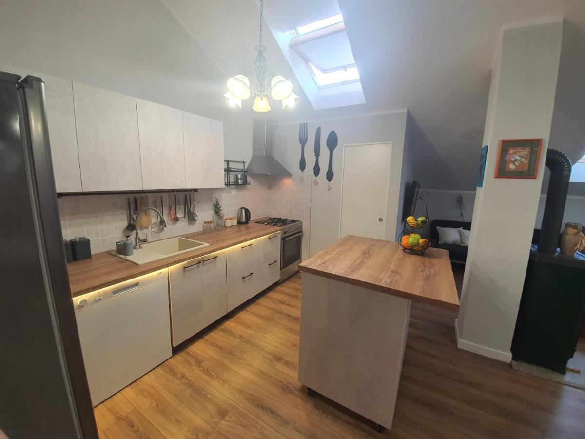 Apartment D Free Parking & Wifi, Walking Distance To Centrum Zara Esterno foto