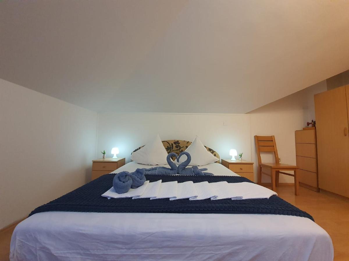 Apartment D Free Parking & Wifi, Walking Distance To Centrum Zara Esterno foto
