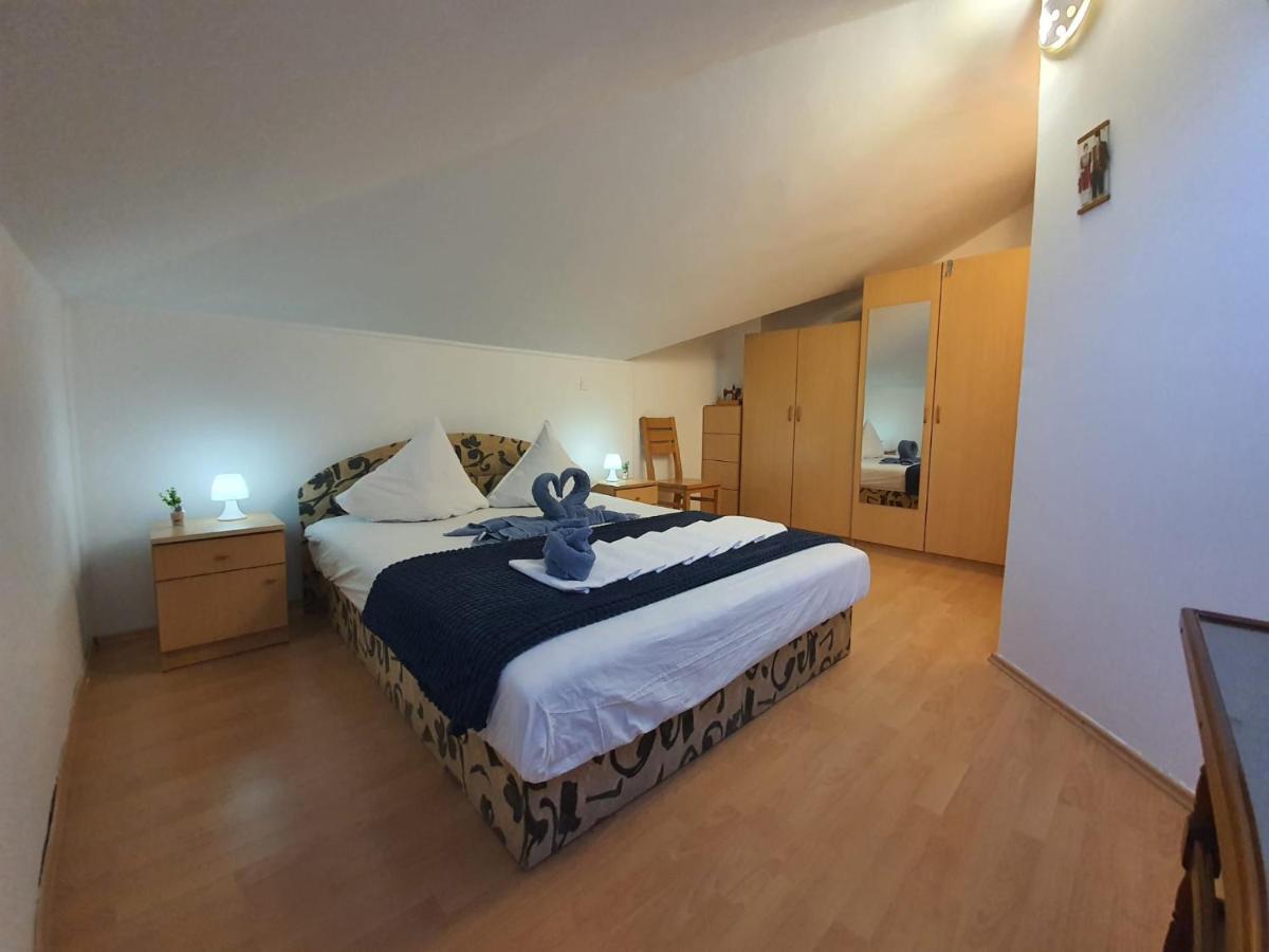 Apartment D Free Parking & Wifi, Walking Distance To Centrum Zara Esterno foto