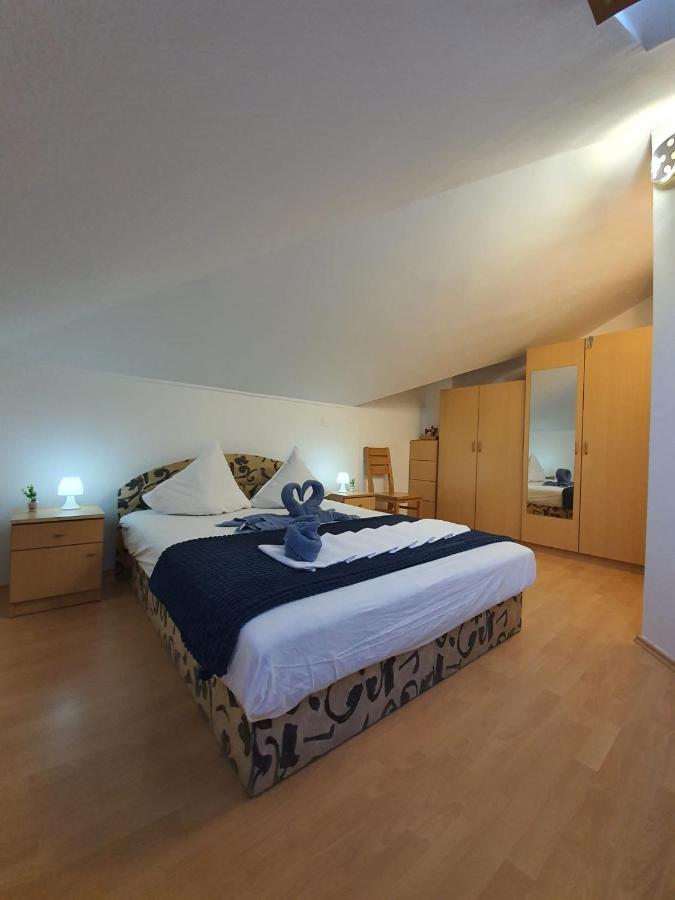 Apartment D Free Parking & Wifi, Walking Distance To Centrum Zara Esterno foto