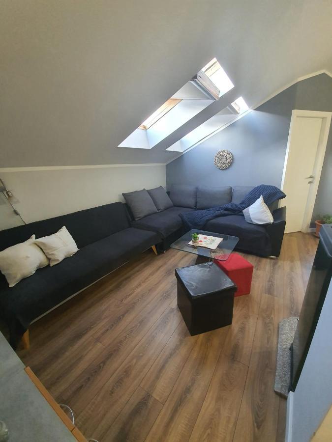 Apartment D Free Parking & Wifi, Walking Distance To Centrum Zara Esterno foto